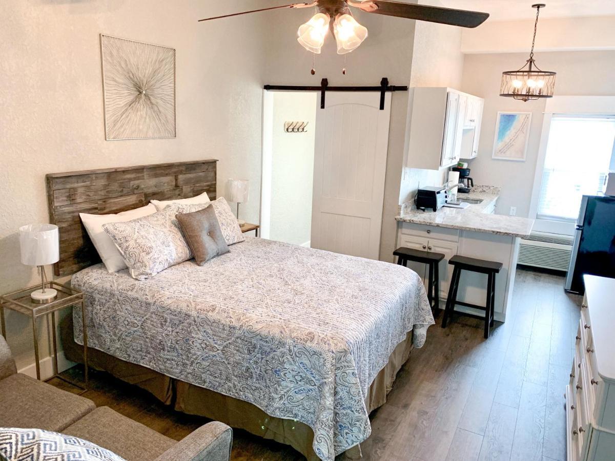 Budget Friendly Condo Within Walking Distance To The Beach! Gulf Shores Eksteriør bilde