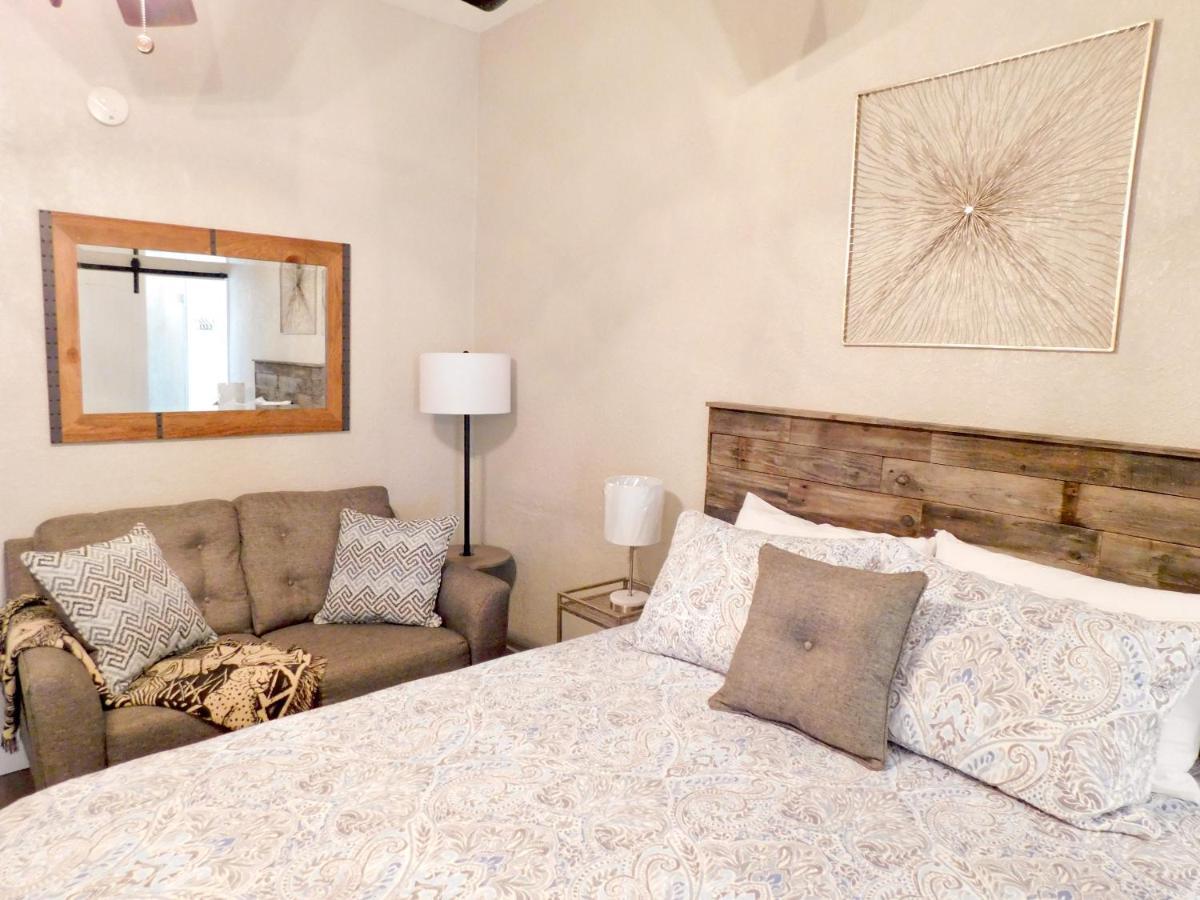 Budget Friendly Condo Within Walking Distance To The Beach! Gulf Shores Eksteriør bilde