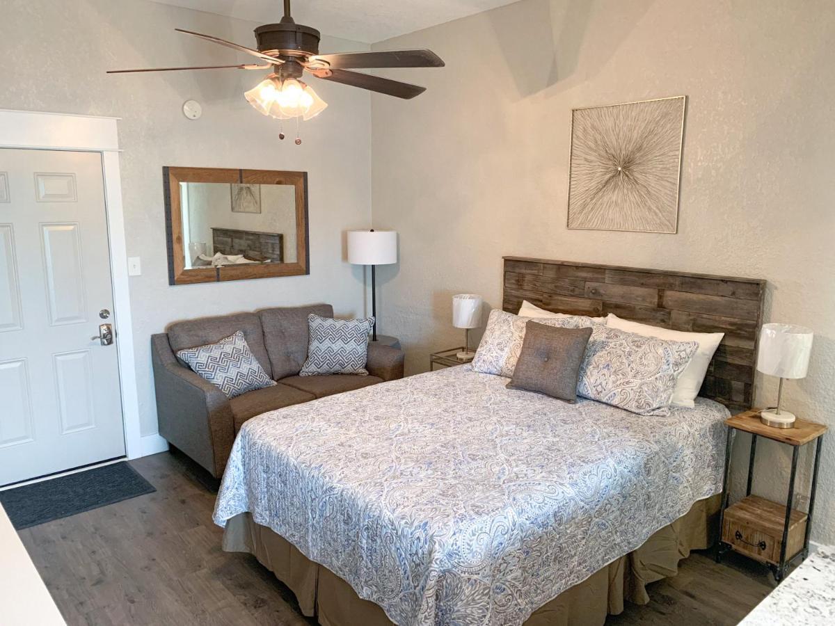 Budget Friendly Condo Within Walking Distance To The Beach! Gulf Shores Eksteriør bilde