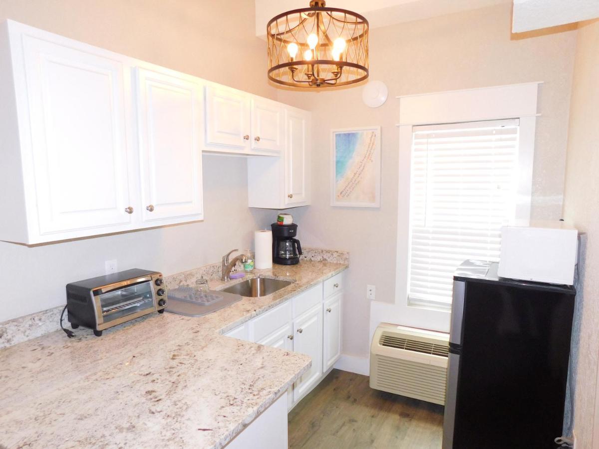 Budget Friendly Condo Within Walking Distance To The Beach! Gulf Shores Eksteriør bilde
